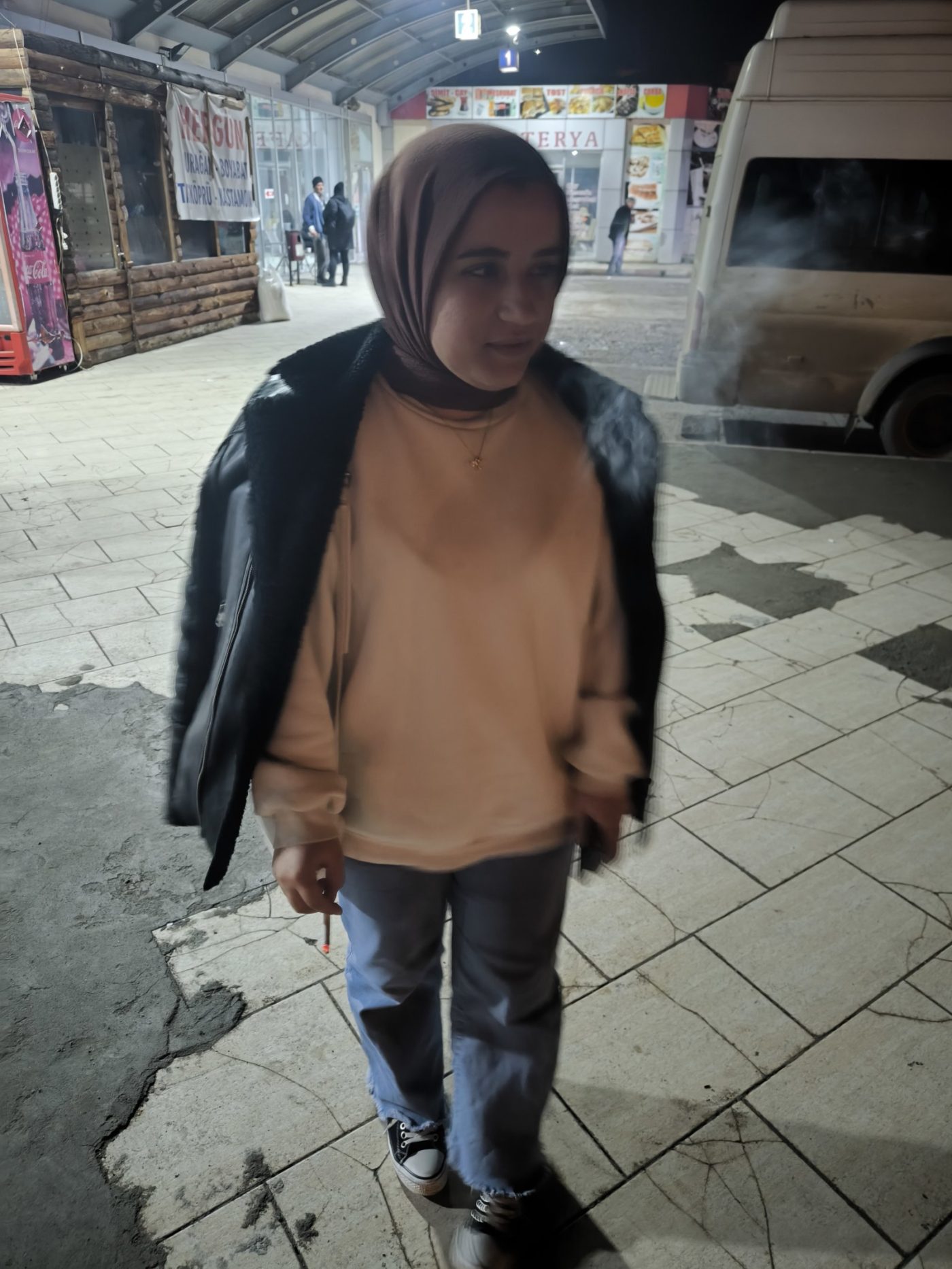 Büşü Peker
